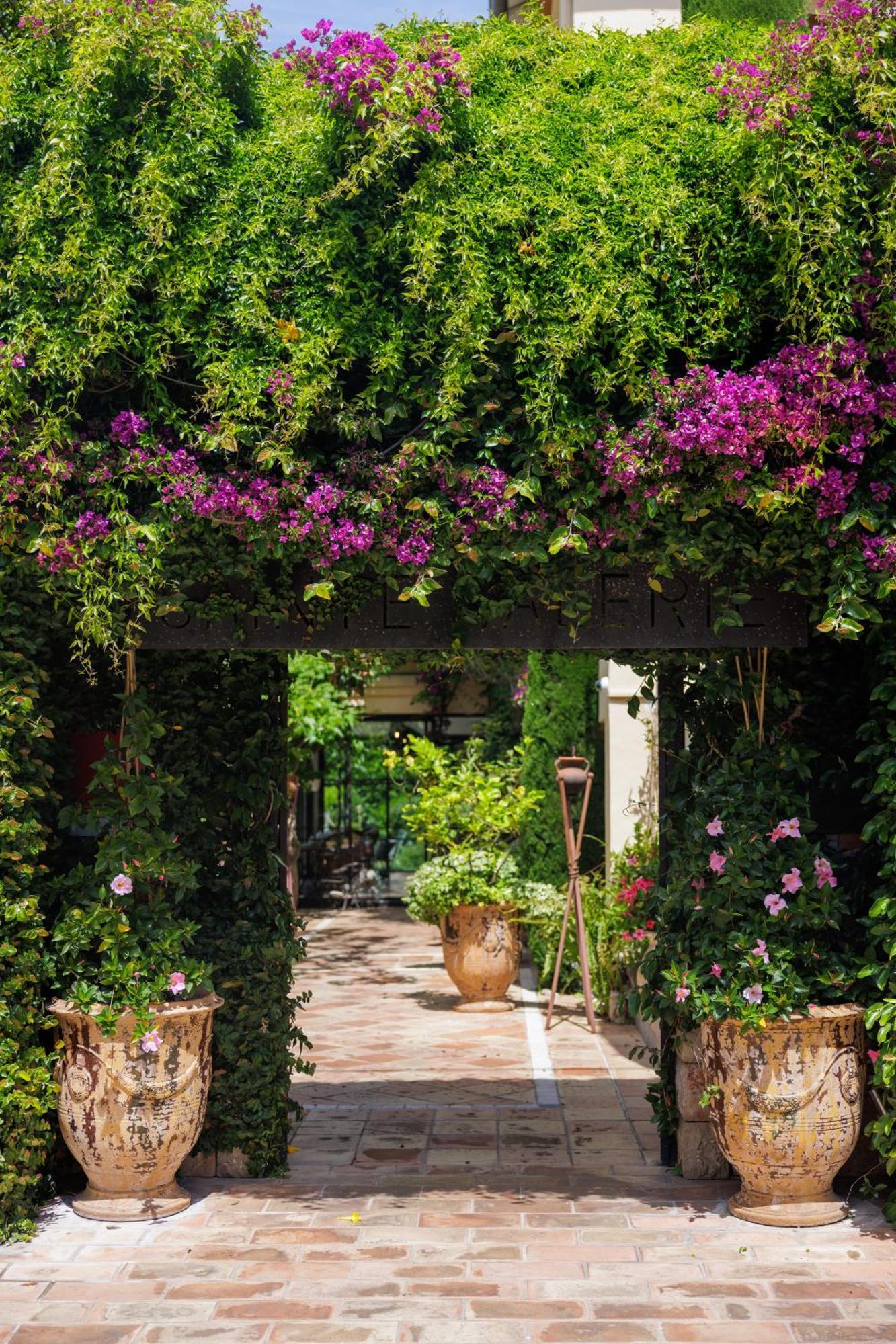 Hotel La Villa Sainte Valerie Adults Only Жюан-ле-Пен Екстер'єр фото